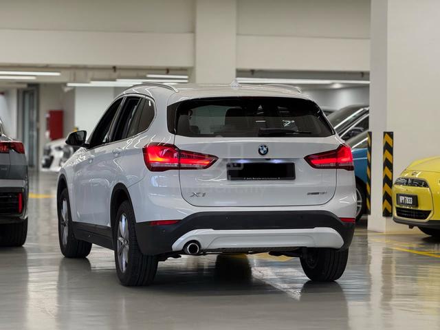 2022 BMW X1 sDRIVE18i 1.5L - CKD BMW Warranty - 4