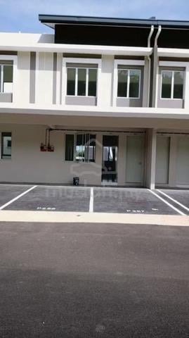 Selangor Semenyih Fully Furnished Townhouse For Rent 1