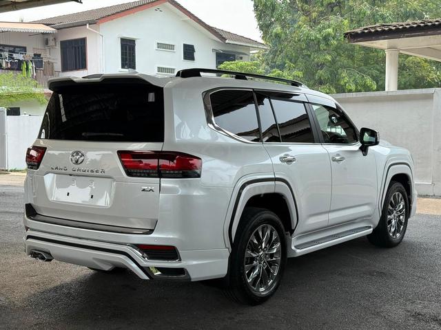 2023 Toyota Land Cruiser 300 ZX 3.5 Modellista - 4