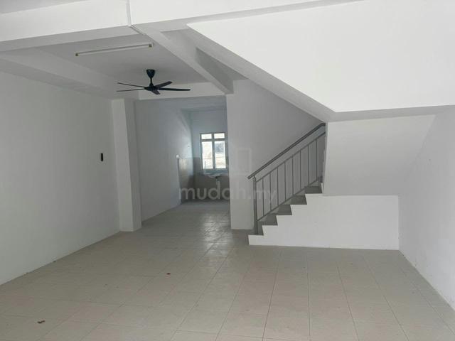 Taman Scientex Jasin Mutiara Prensint 1  Double Storey Terrace 1