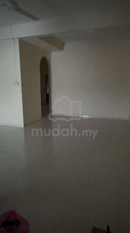 Bukit setongkol double storey House for rent good condition 1