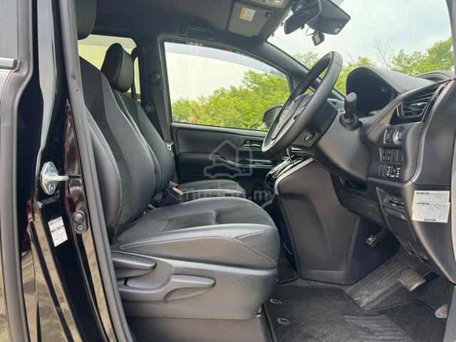 2021 Toyota VOXY 2.0 ZS KIRAMEKI III 2PD 7STR 29K - 5