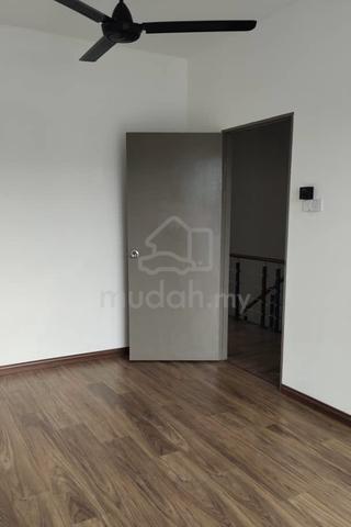 Taman Jayamas Double Storey house for RENT 4