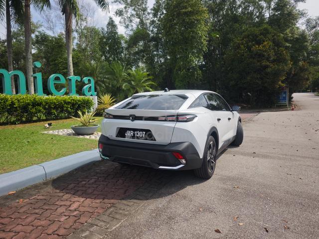 2024/2025 Peugeot 408 1.6 PREMIUM (A) - 3