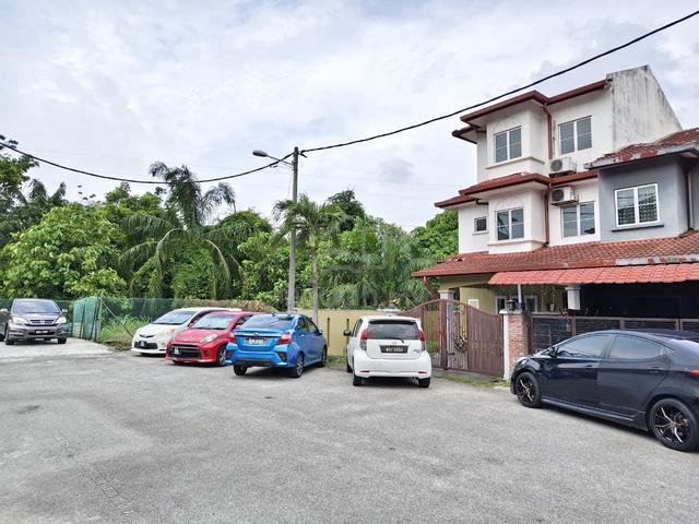 5R4B, Freehold Renovated 2.5 Storey Taman Saga 3, Kg Jawa Klang 1