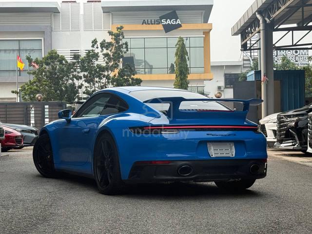 2022 Porsche 911 3.0 CARRERA GTS (A) - 2