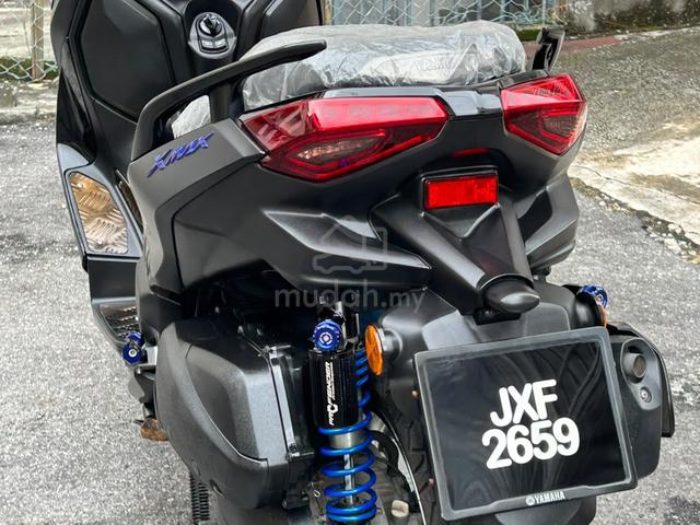 2024 YAMAHA XMAX X MAX X-MAX LIKE NEW PRO-FENDER s - photo 10 of 26