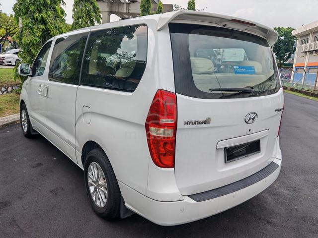 2012 Hyundai GRAND STAREX 2.5 CRDI VGT (A) - 4