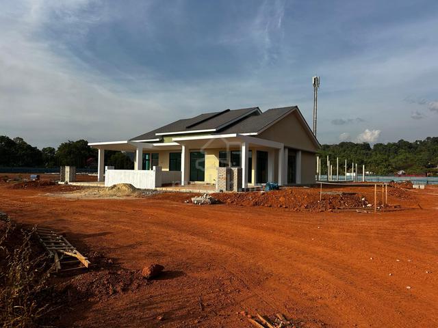 Rebate 10% FREE Lawyer fees Semi D Taman Pinang Ceria! 1