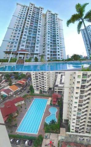 Taman Kristal Block D, Master Room available 1