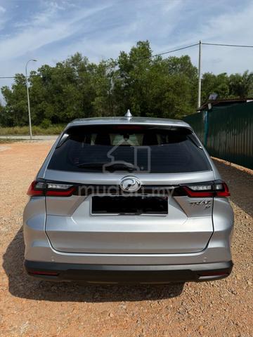 2026 Perodua TRAZ 1.5 H suv fast stock - 5