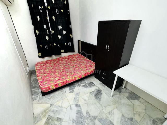 Single room in Taman Inderawasih For Rent 1