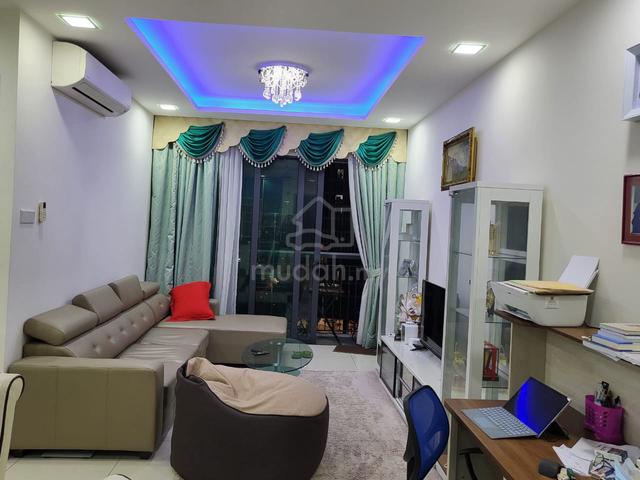 KL Traders Square Residences 1