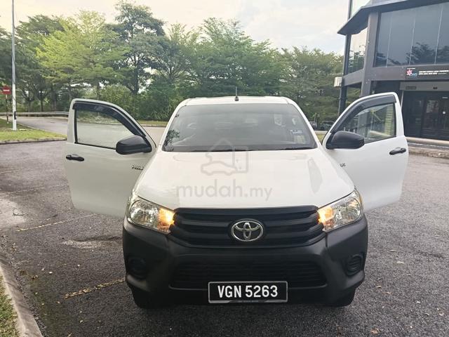 2021 Toyota HILUX 2.4 MT (M) - 3