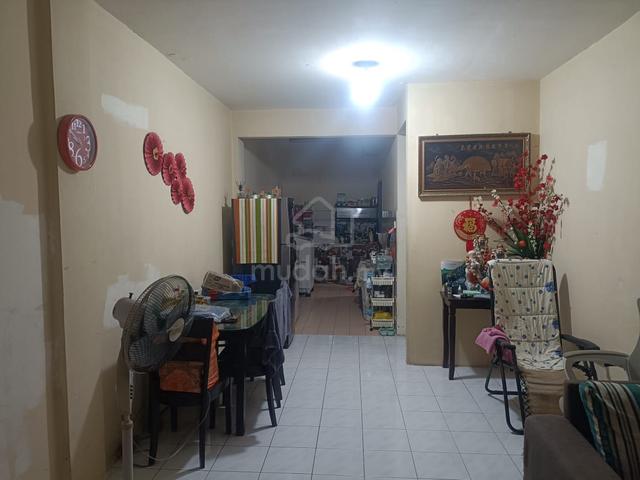 Indah Condominium 1