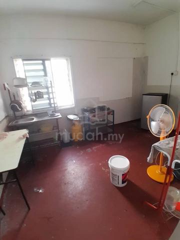 Hostel Plaza Mahkota Bandar Hilir 1