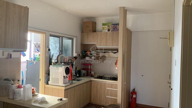 Jenderam Indah Apartment 4