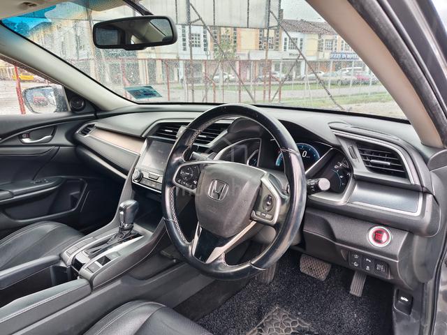 2016 Honda Civic 1.5 TC Turbo 5-Years Warranty - 3