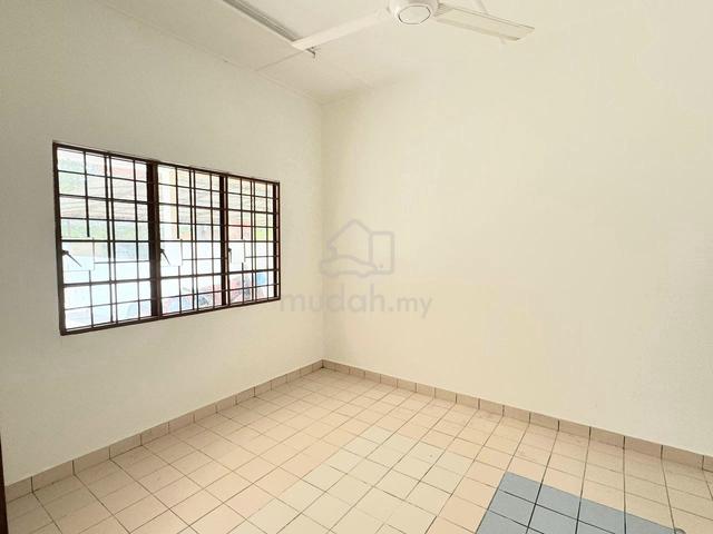 FACING OPEN Single Storey Terrace Taman Kajang Utama For Sale 1