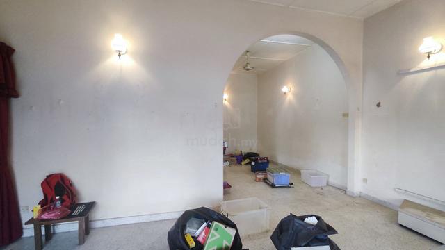 Canning Garden / 1 Storey Semi-D / Freehold / 35 X 80' / 3R2B / Aeon 2