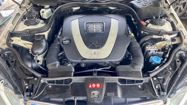 2011 Mercedes Benz E300 AVANTGARDE (CKD) 3.0 (A) - 3