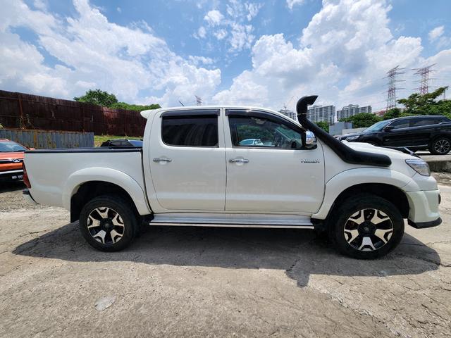 2013 Toyota HILUX 2.5 G VNT TRD (M) I/COOLE S/ROOF - 3