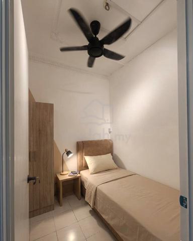Cozy Fully Furnished Room for Rent @ Cemara  Apartment Cheras 1