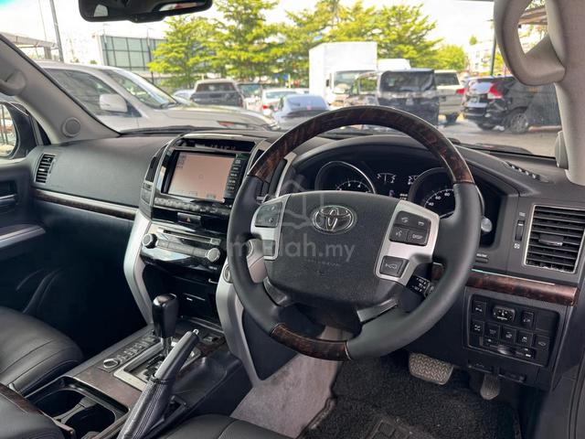2014 Toyota LANDCRUISER 4.6 ZX Full Spec BolehLoan - 5