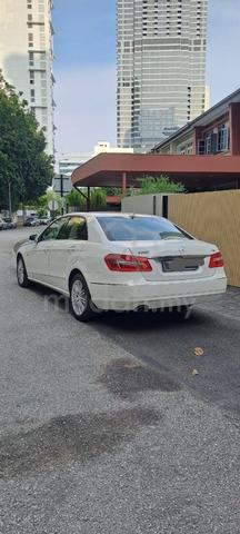 2011 Mercedes Benz E-CLASS 1.8 200 CGI - 4