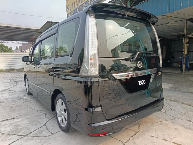 Nissan Serena 2.0 (A) S/Hybrid 2013 - 2