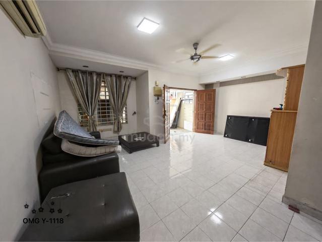Bandar Botanic - Jenaris Double Storey House For Sale 1