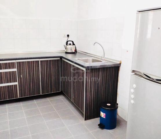 Middle Room, AC Fan, Serdang Equine UPM Mines Bukit Jalil Balakong 5