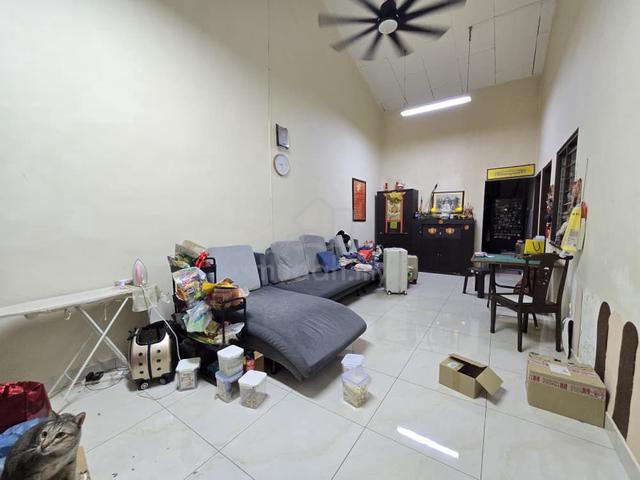 Tunaminah Single Storey Terrace Full Loan + Cash Out Good Condition 1