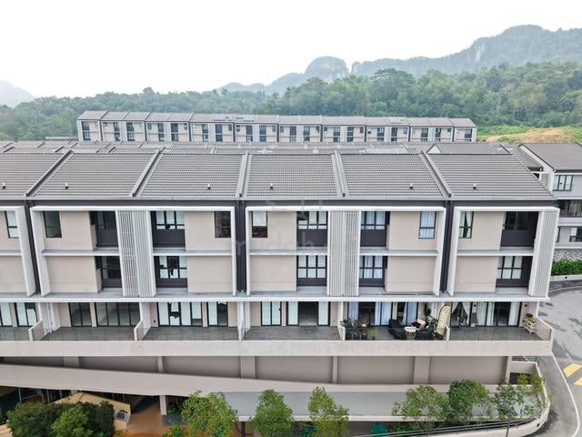 CHEAPEST 19Trees 3 Storey Superlink Taman Melawati Kemensah Heights 1