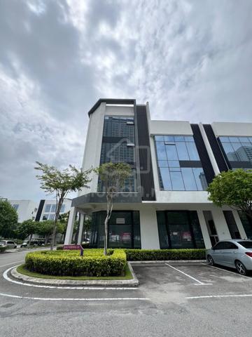 [Corner] Vervea 4 Storey Shoplot, Batu Kawan, Facing Maidroad 1