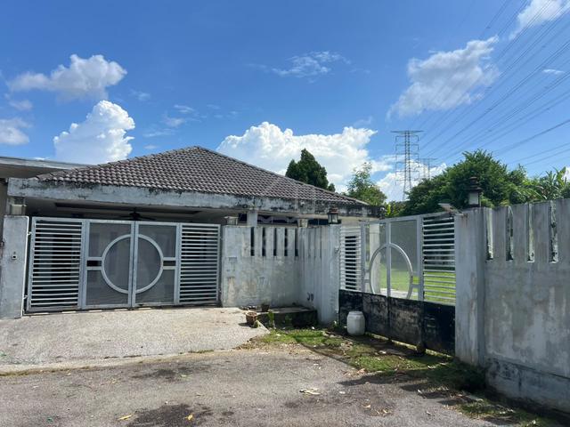 Single Storey Semi Detached Corner 6,482sf Selayang Mutiara 1
