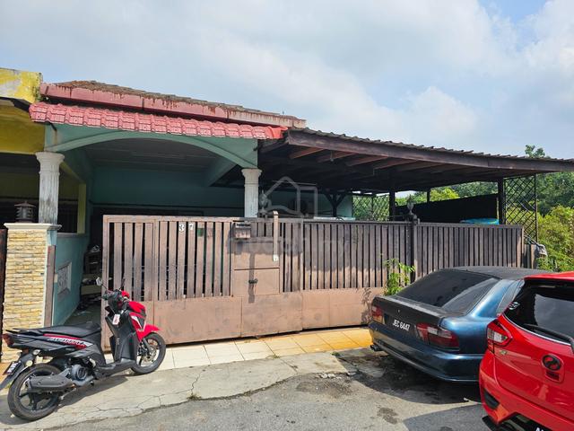 End Lot Rumah Teres Setingkat Taman Desa Permai Meru Klang 1