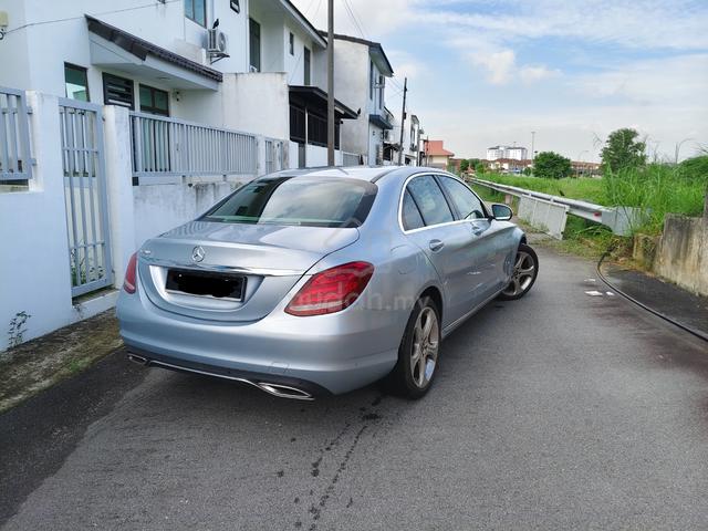 2017 Mercedes Benz C200 2.0 AVANTGARDE (CKD) (A) - 3