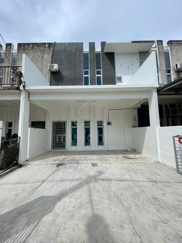 Layangkasa wau kikik Double Storey Full loan kota masai Pasir Gudang 1
