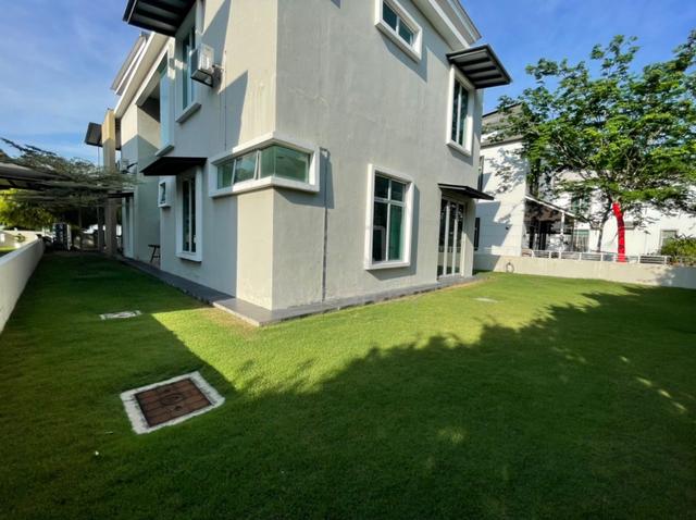 Guarded | Big Land 2 Storey Bungalow Taman Cendana | Near Auto City 1