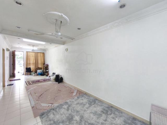 Rumah Teres 1 Tingkat Bandar Bukit Raja | Freehold | Facing Open 1