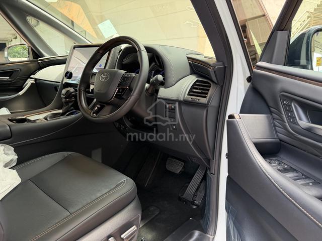 2025 Toyota ALPHARD 2.5 Z BEST OFFER IN TOWN - 5