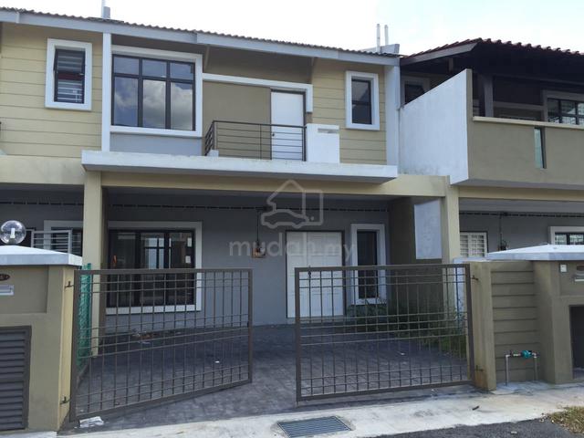 2sty [22x70] Terrace House, Rawang, Saujana Rawang, Facing empty 1