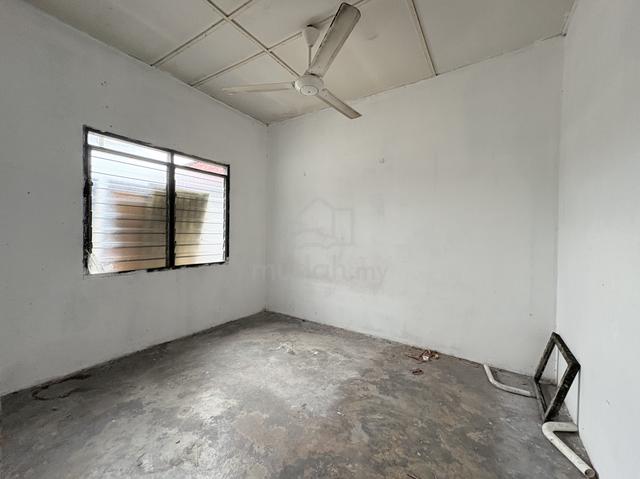Rumah untuk dijual di Taman Che Wan Gunung Lang Ipoh 4
