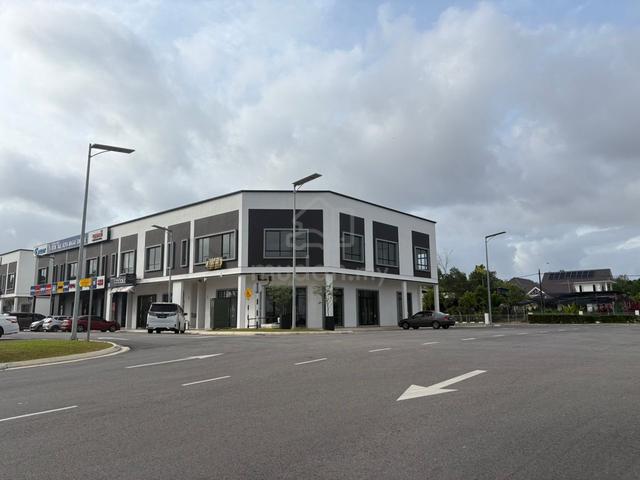 Corner lot for rent Eco KotaMasai 1