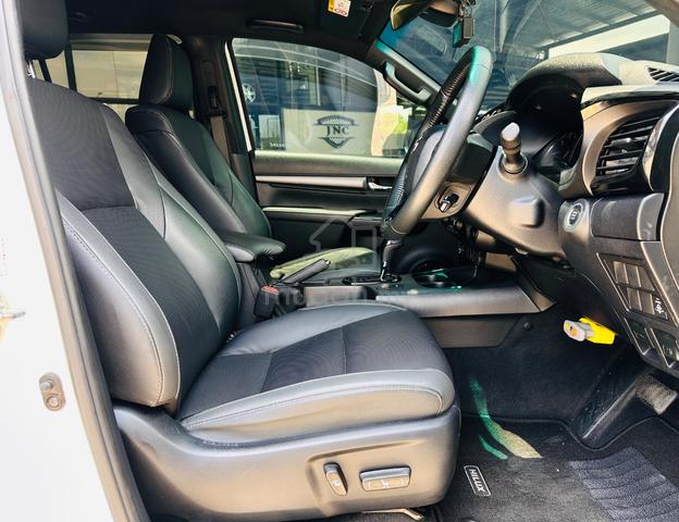 2022 Toyota HILUX 2.8 ROGUE (A) - 3