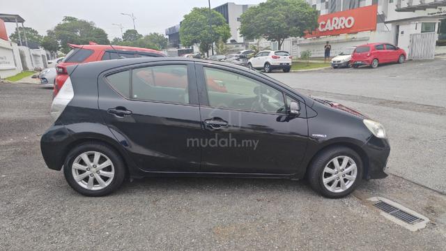 2012 Toyota PRIUS C 1.5 (HYBRID) NHP10R (A) - 5