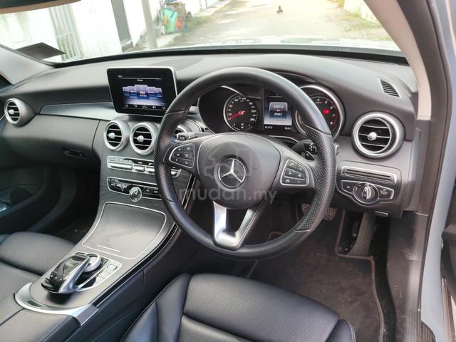 2017 Mercedes Benz C200 2.0 AVANTGARDE (CKD) (A) - 4