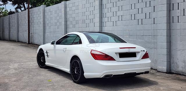 2014 Mercedes Benz SL350 BlueEFC 3.5 (A) AMG Sport - 2