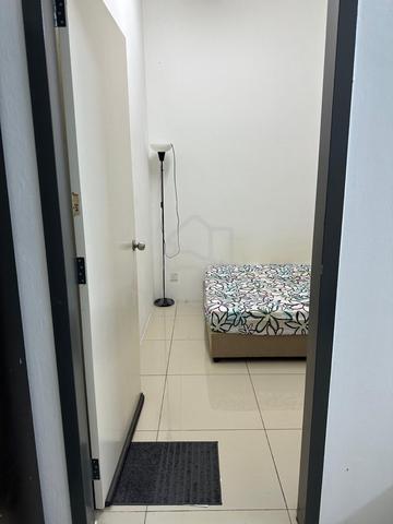 Master room (non-sharing) 1